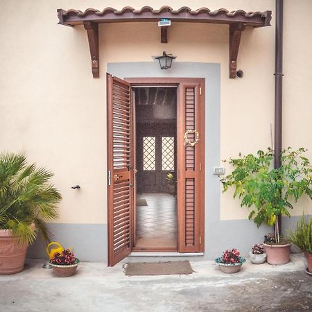 B&B A Casa Di Maybe Caserta Buitenkant foto